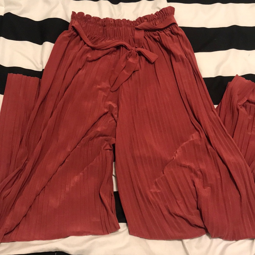 Flowey pants